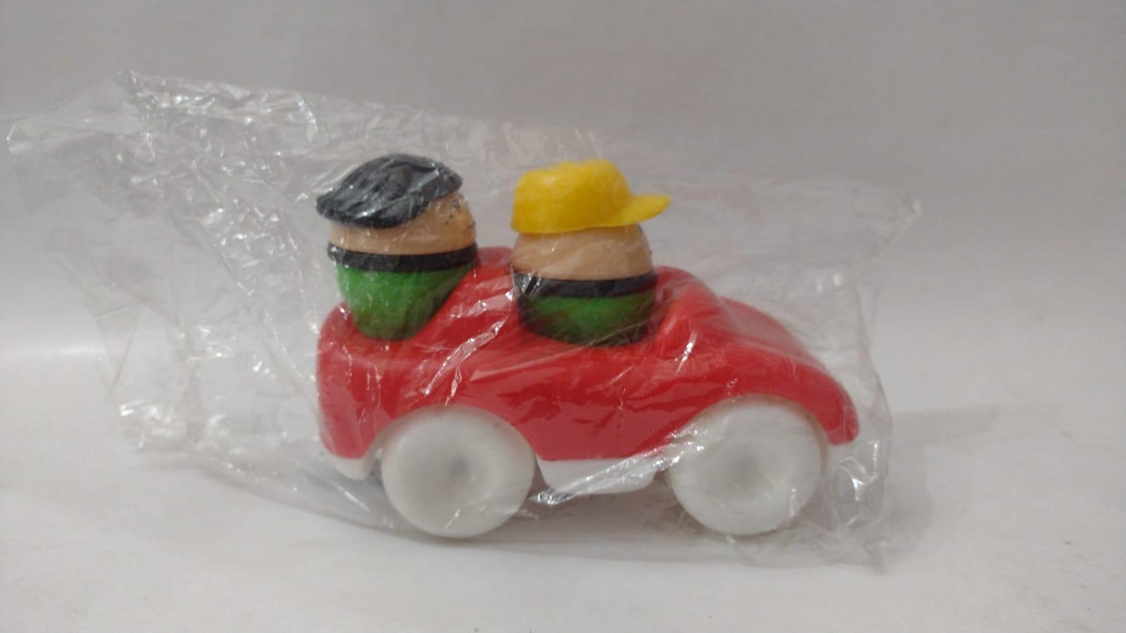 BABY CAR C/MUÑECOS CHICO