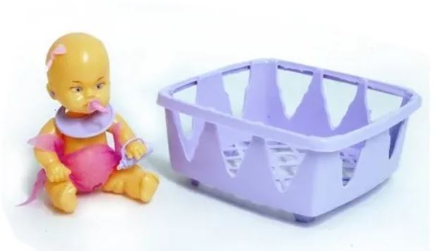 BEBE CON CORRALITO MINI