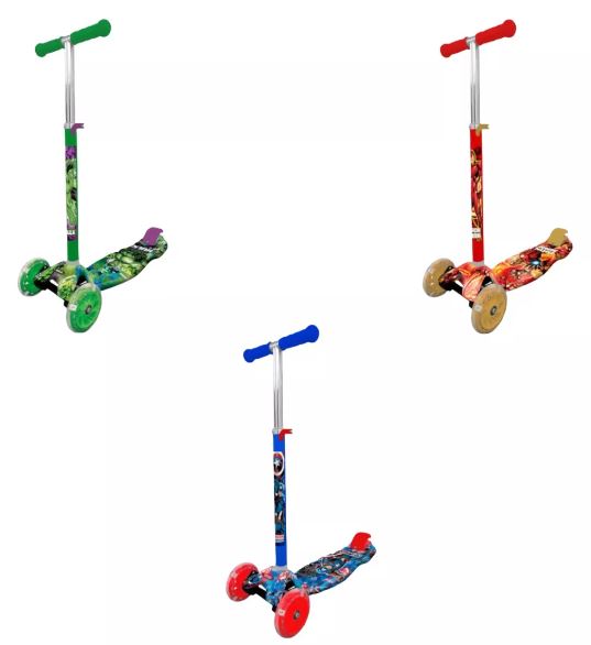 MONOPATIN AVENGERS CON LUZ 4 RUEDAS - 3 MODELOS