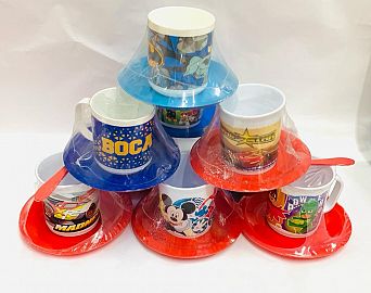 TAZA CON PLATO PERSONAJES NENE