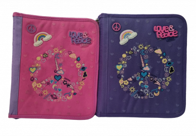 CARPETA 3 ANILLOS CON CIERRE LOVE PEACE